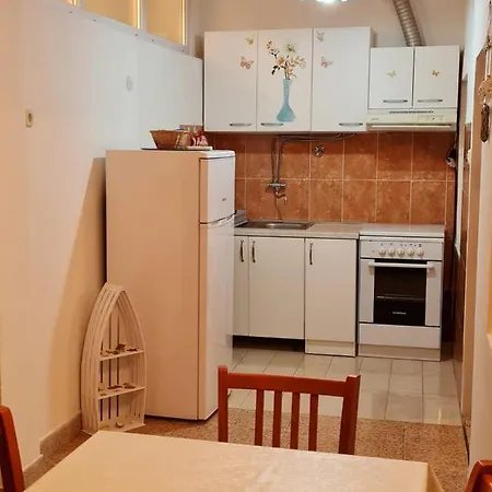 Mile Апартаменты *