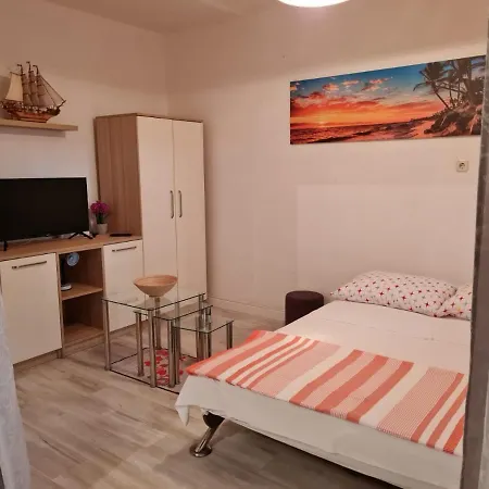 Mile Apartment